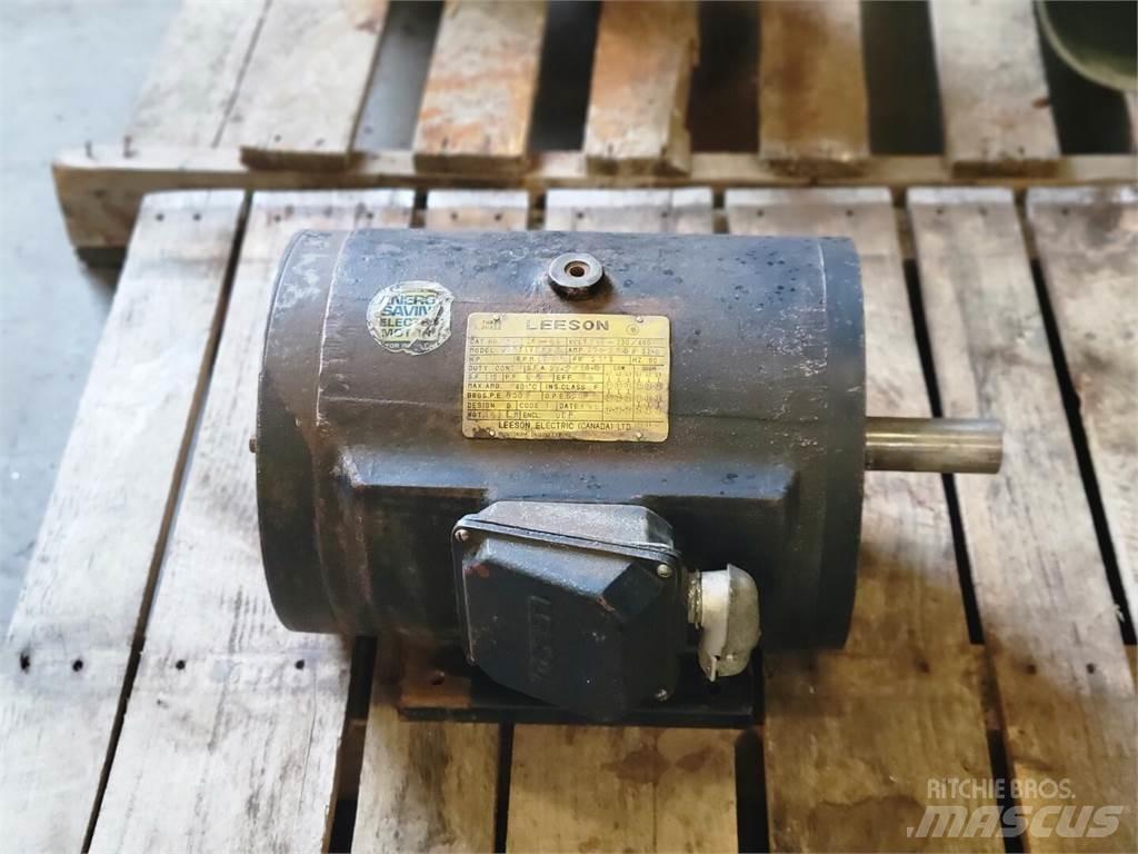  LEESON 215T17DB40 Priemyselné motory