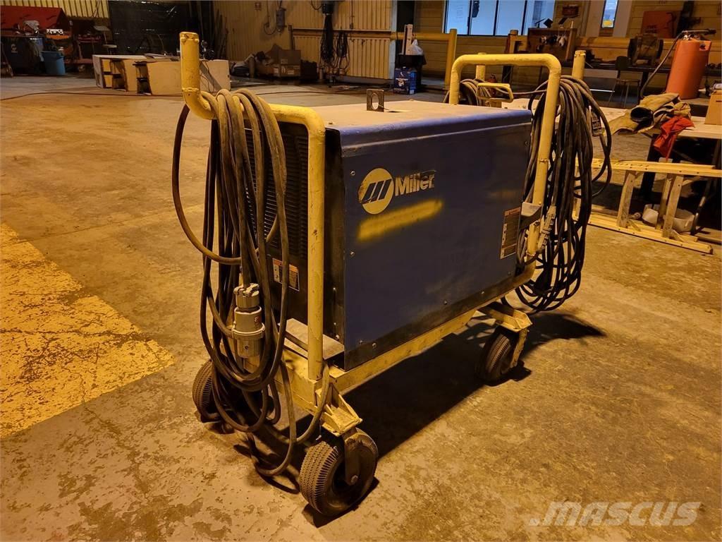 Miller Dimension 652 Zváracie stroje