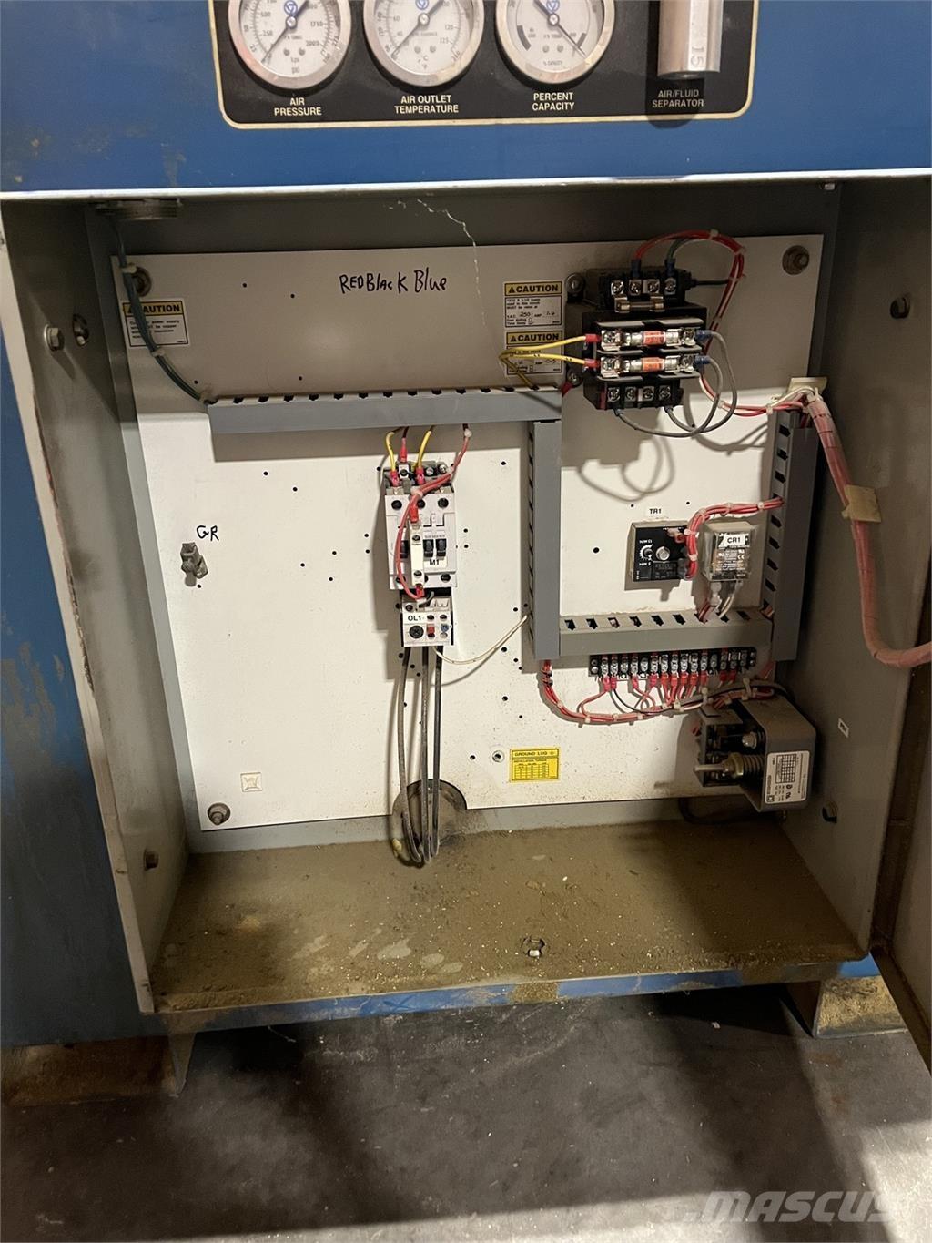 Quincy QMB25ACA32SF Kompresory