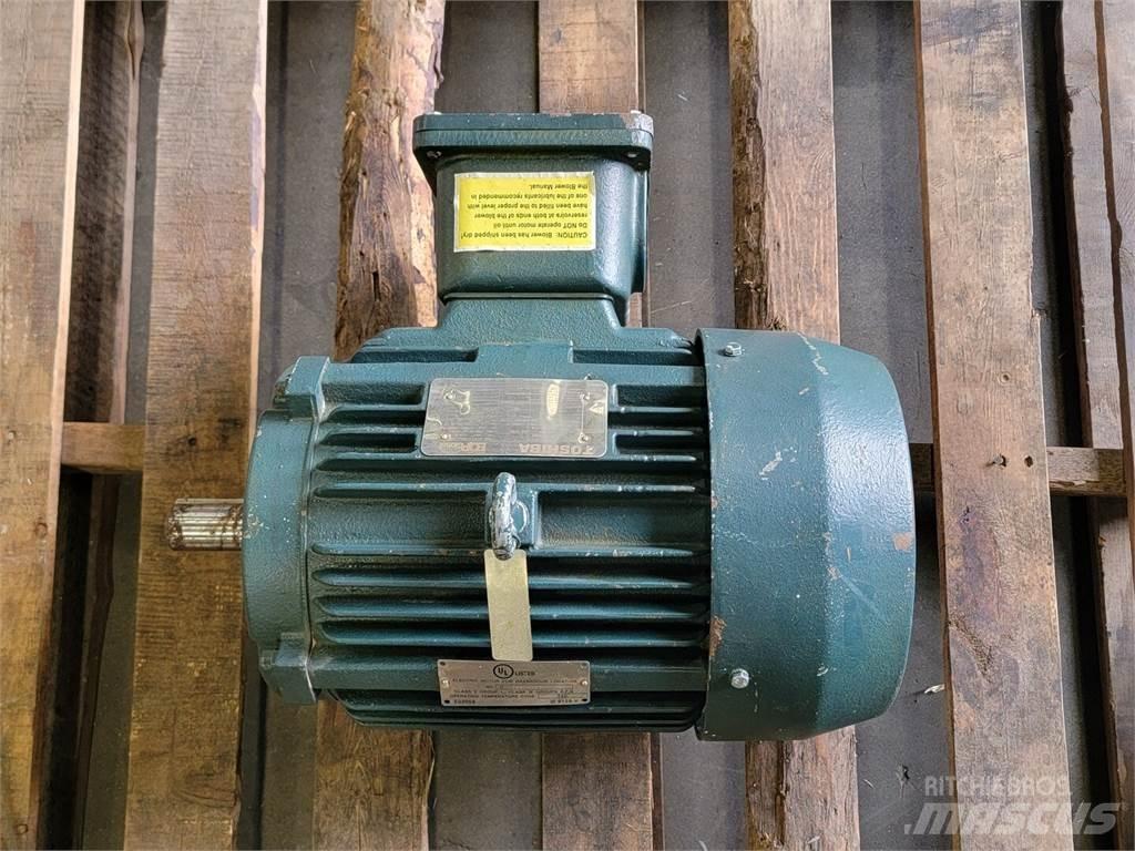  TOSHIBA Y754XPEC41A-P Priemyselné motory