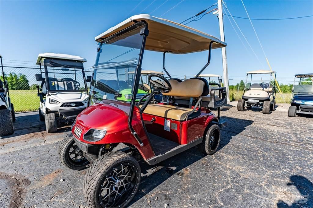 E-Z-GO TXT Golfové vozíky