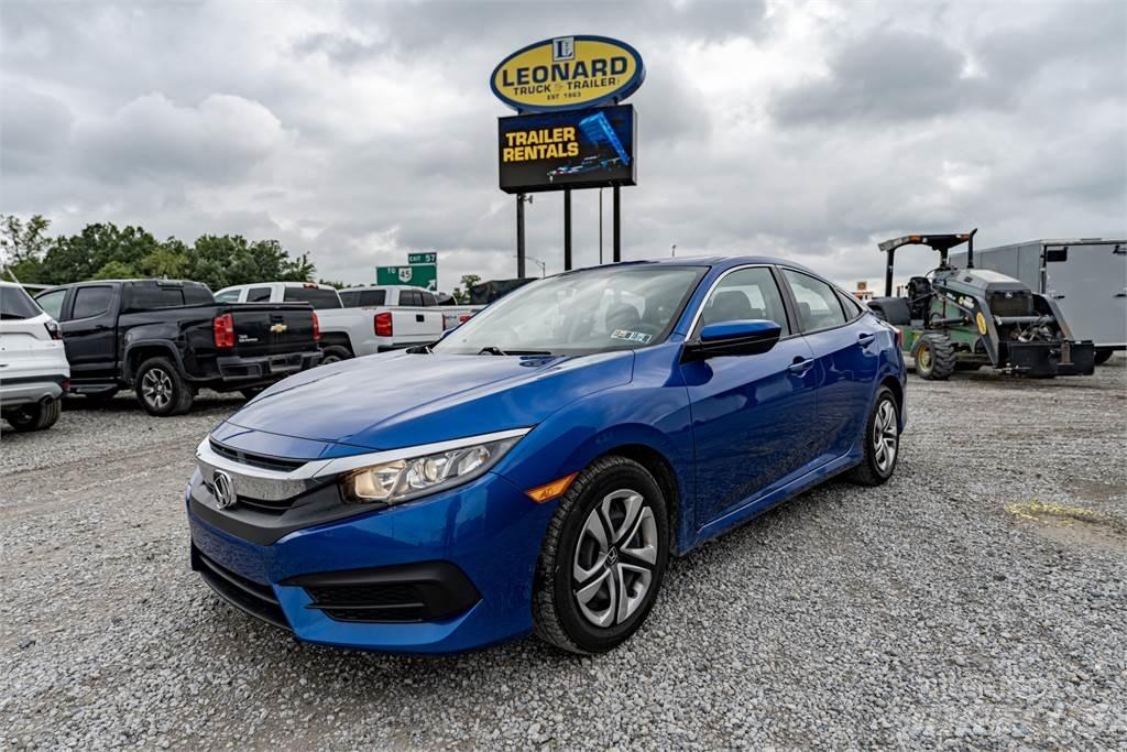 Honda CIVIC Automobily