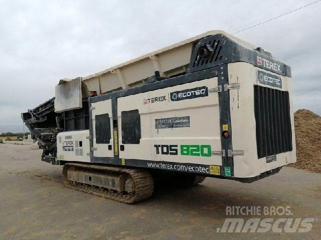 Terex TDS820774 Mlecie stroje
