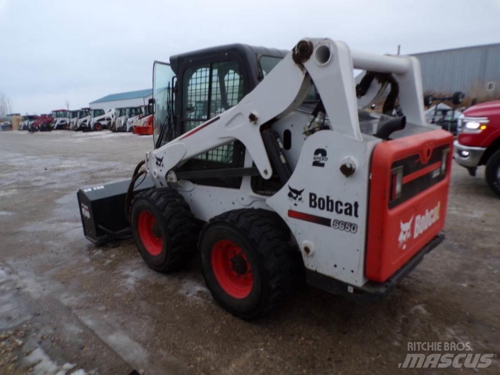 Bobcat S650 Šmykom riadené nakladače