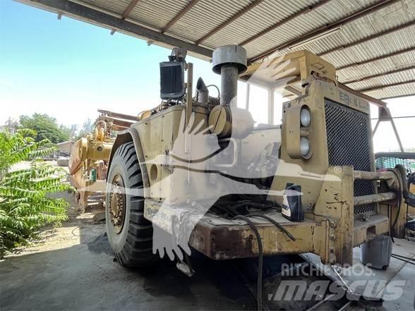 CAT 623B Skrejpre