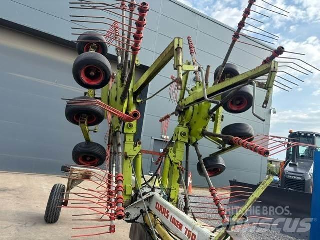 CLAAS Liner 780 Obracače a zhrabovače sena