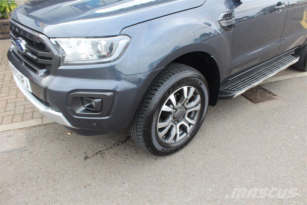Ford Ranger Wildtrak Nakladacia/sklápacia bočnica
