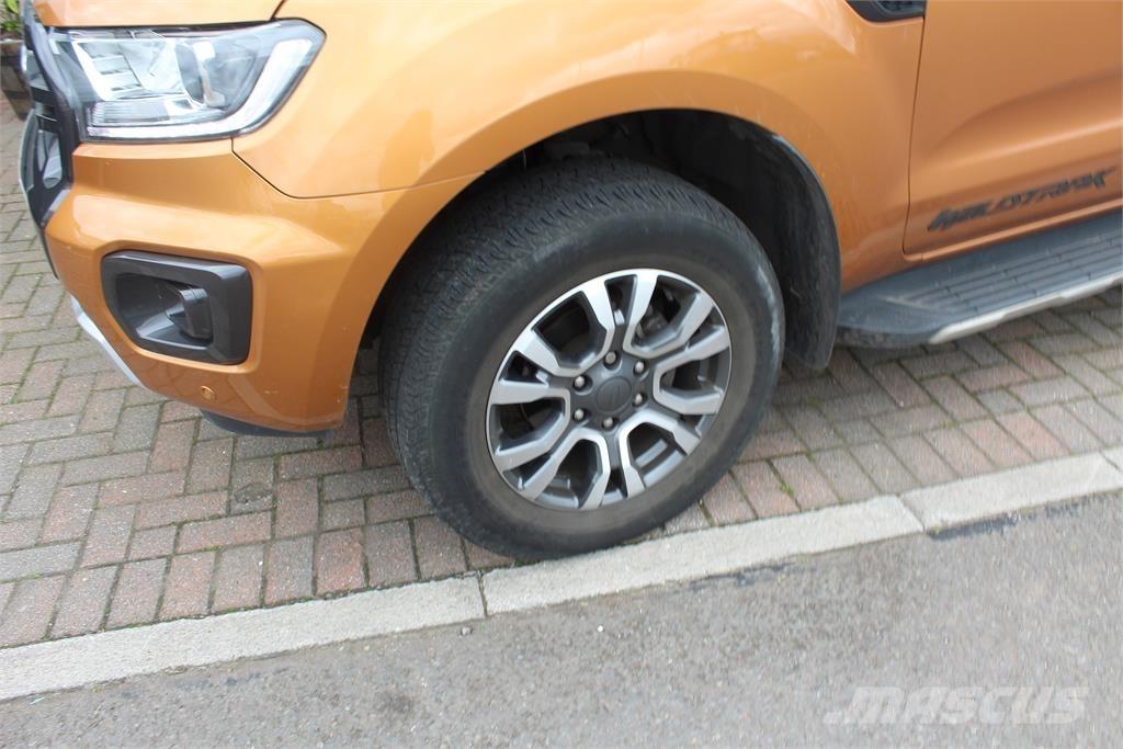 Ford Ranger Wildtrak Nakladacia/sklápacia bočnica