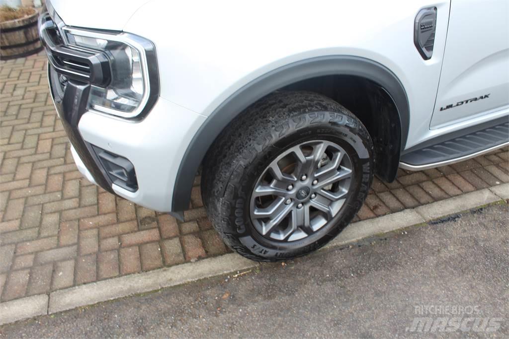 Ford Ranger Wildtrak Stavebníctvo - ostatné