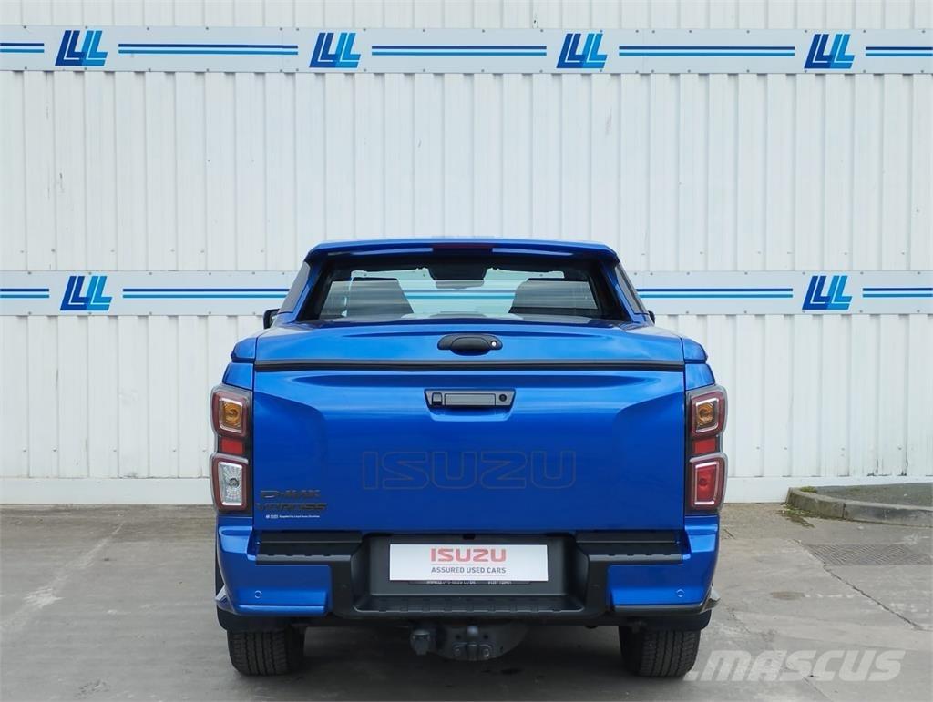 Isuzu V-Cross Nakladacia/sklápacia bočnica