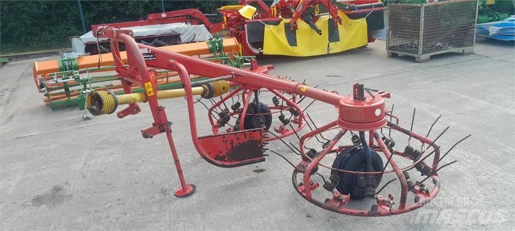 Kverneland Haybob 300 Obracače a zhrabovače sena