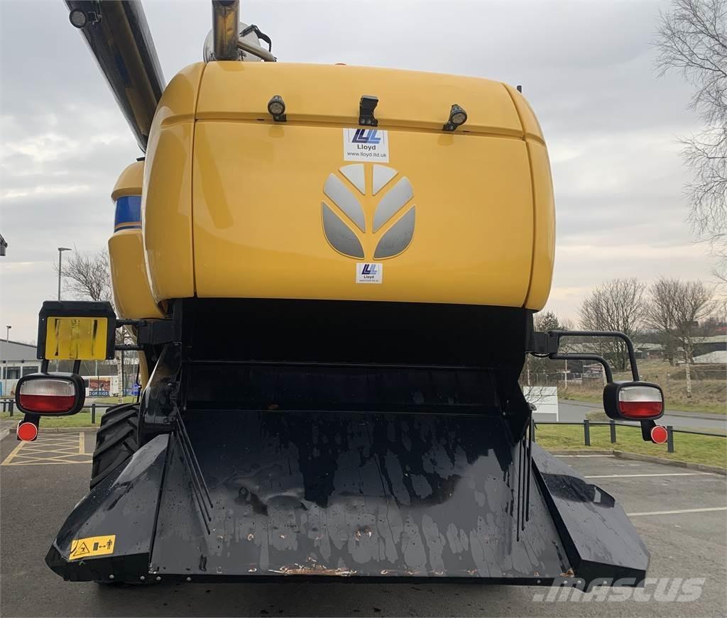New Holland CX8.80 Kombinované zberacie stroje