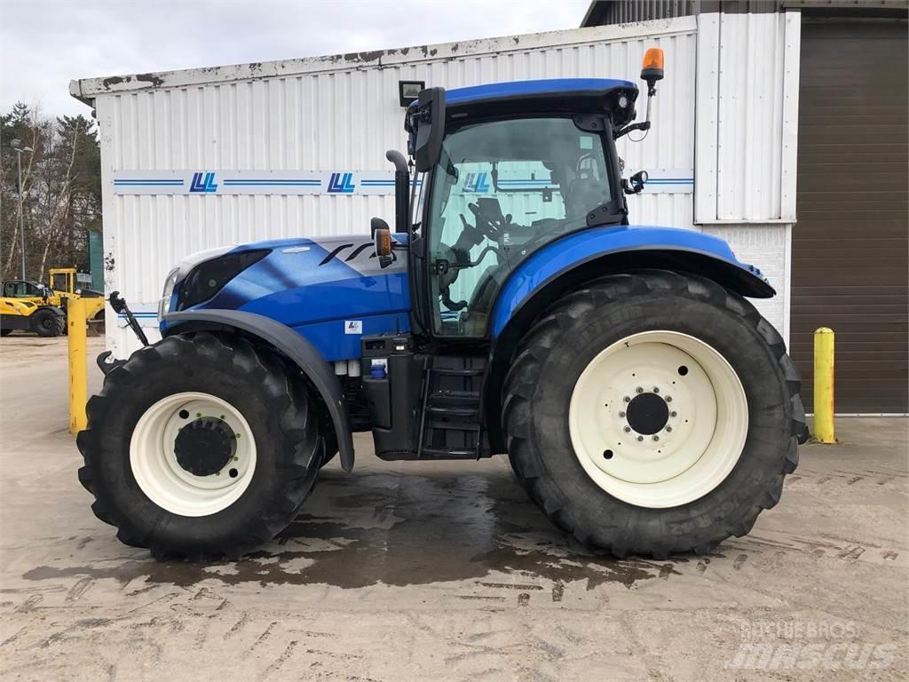 New Holland T7.245 Traktory