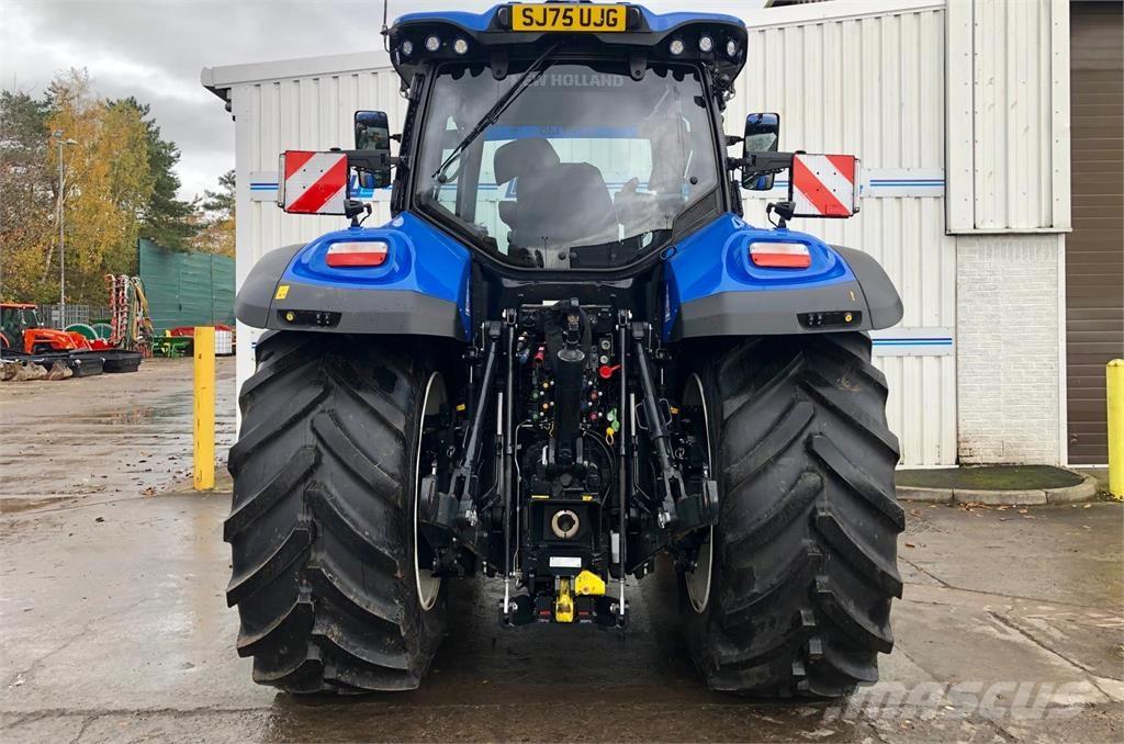 New Holland T7.245 Traktory