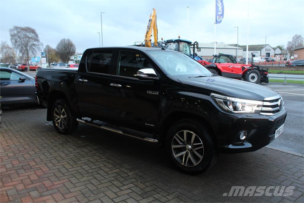 Toyota Hilux Nakladacia/sklápacia bočnica