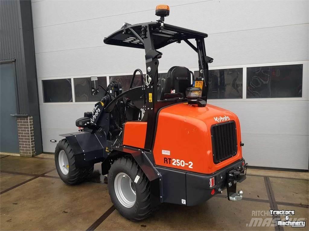 Kubota RT250-2 Shovel Stavebníctvo - ostatné
