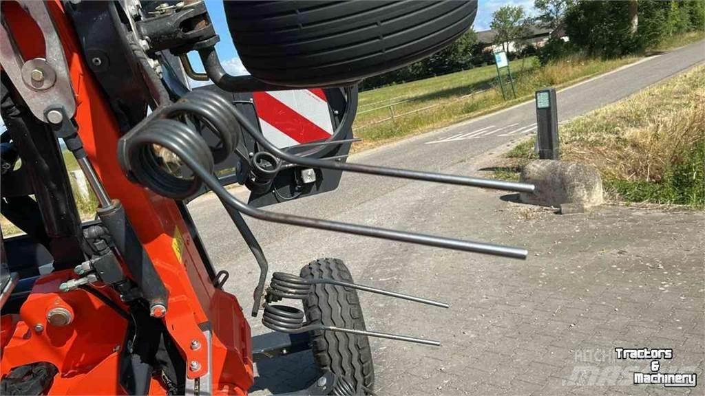 Kubota TE10511C Riadkovače