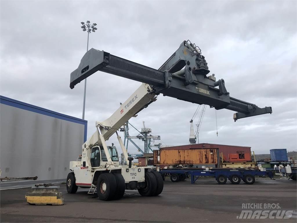 Terex TFC45 Prekladače kontajnerov