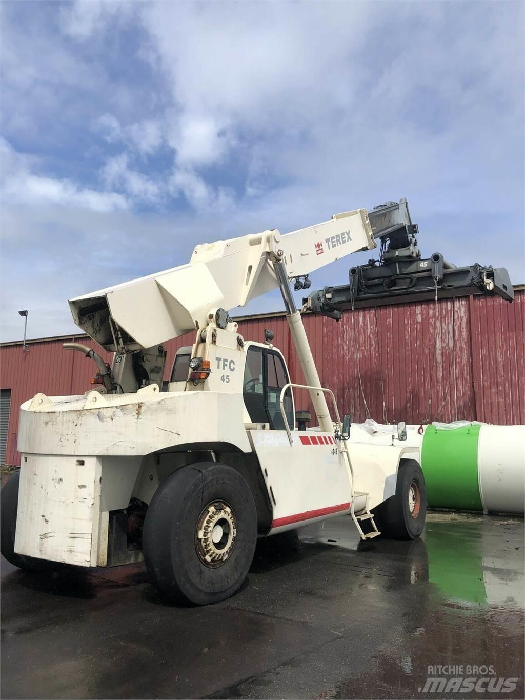 Terex TFC45 Prekladače kontajnerov