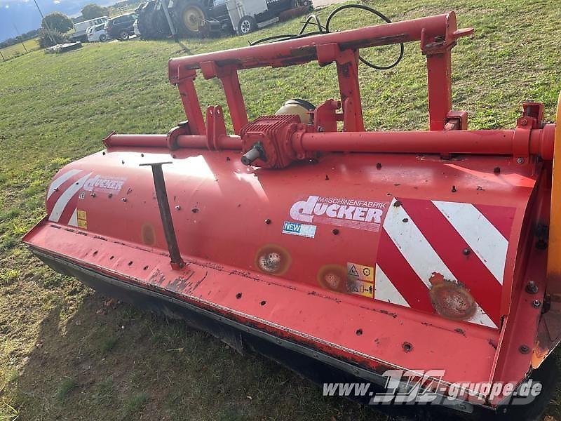 Dücker UM 30 Stavebníctvo - ostatné