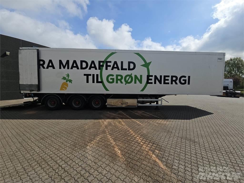 Ekeri Sidedørs åbning Chladiarenské návesy