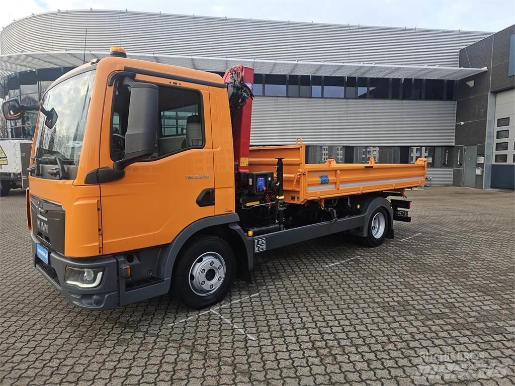 MAN TGL 8.220 Autožeriavy, hydraulické ruky