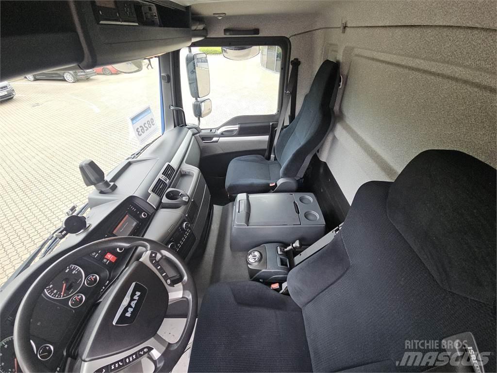 MAN TGM 18.290 Skriňová nadstavba