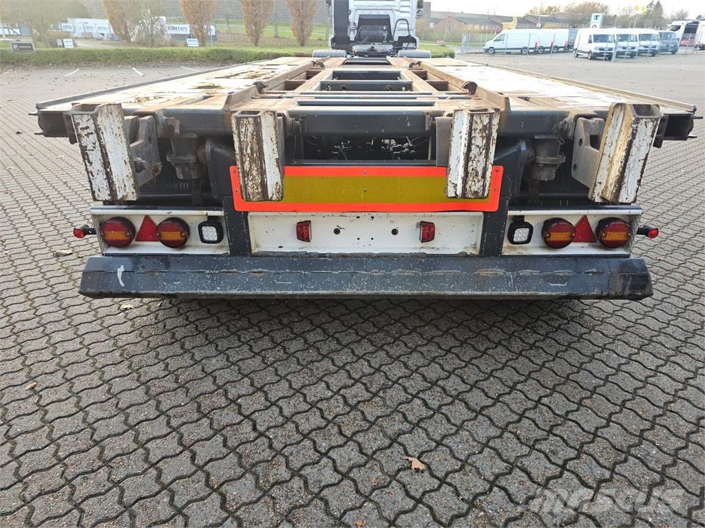 Nopa PTC 240 3 Vejs tip Vyklápacie prívesy