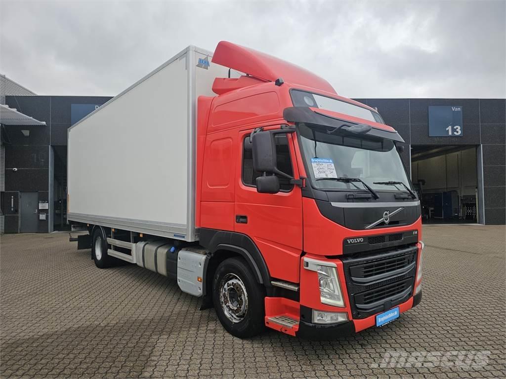 Volvo FM340 Skriňová nadstavba