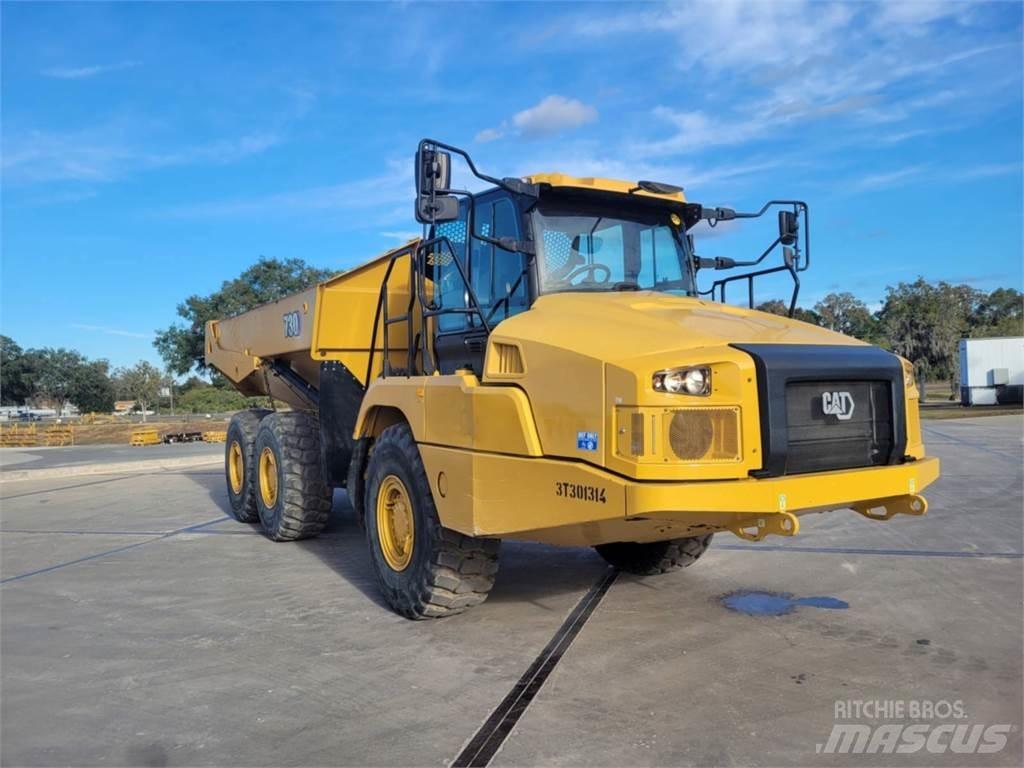 CAT 730 Kĺbové nákladné autá
