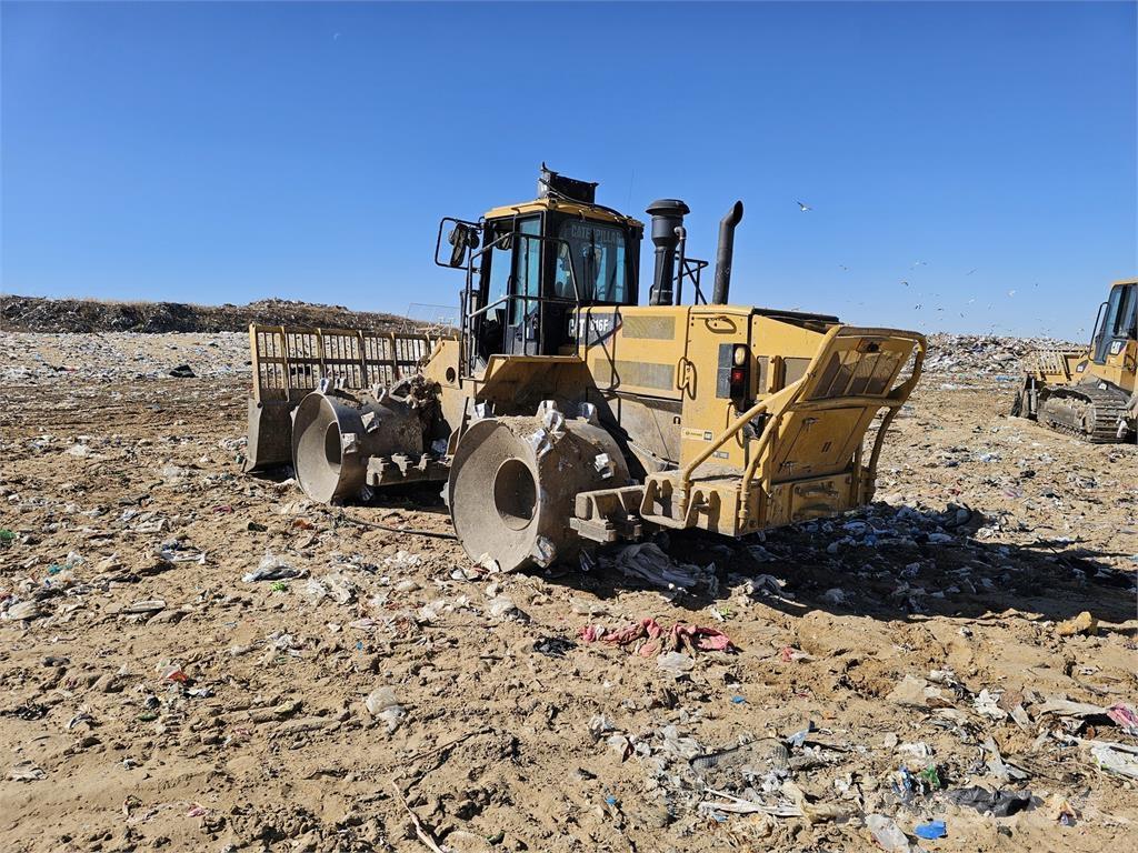 CAT 816F II Stavebníctvo - ostatné