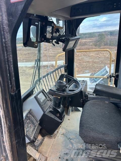 CAT 836G Stavebníctvo - ostatné
