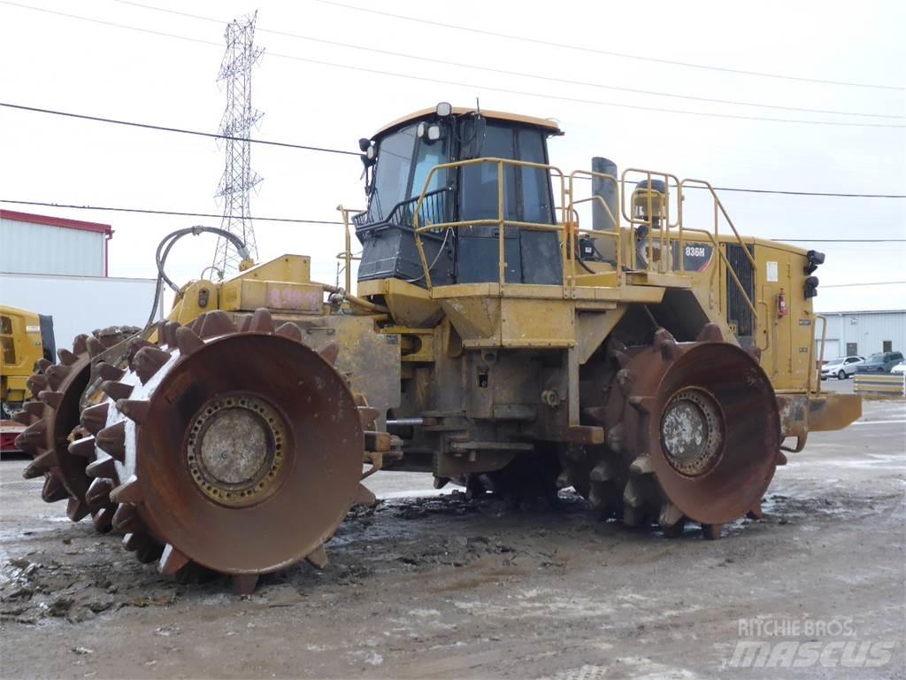 CAT 836H Stavebníctvo - ostatné