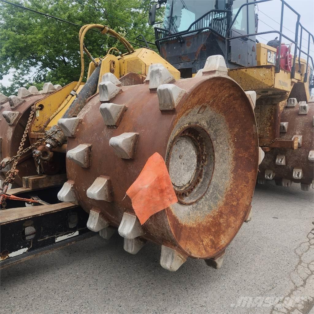 CAT 836K Stavebníctvo - ostatné