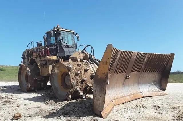 CAT 836K Stavebníctvo - ostatné