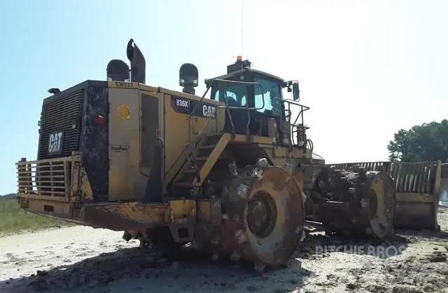 CAT 836K Stavebníctvo - ostatné