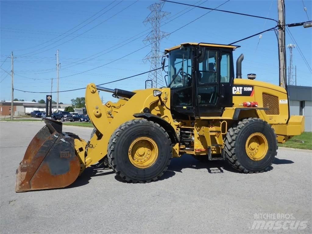 CAT 938M Kolesové nakladače