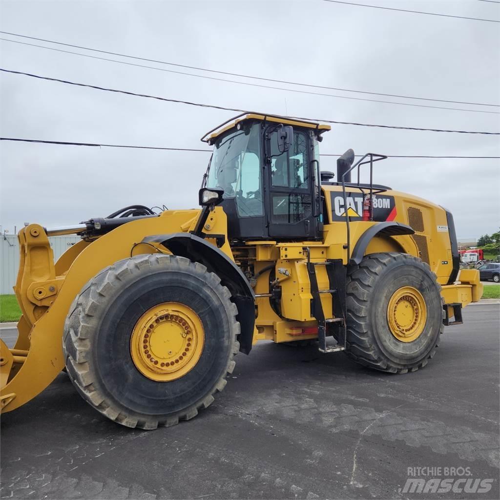 CAT 980M Kolesové nakladače