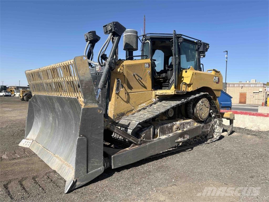 CAT D6 Pásové dozéry