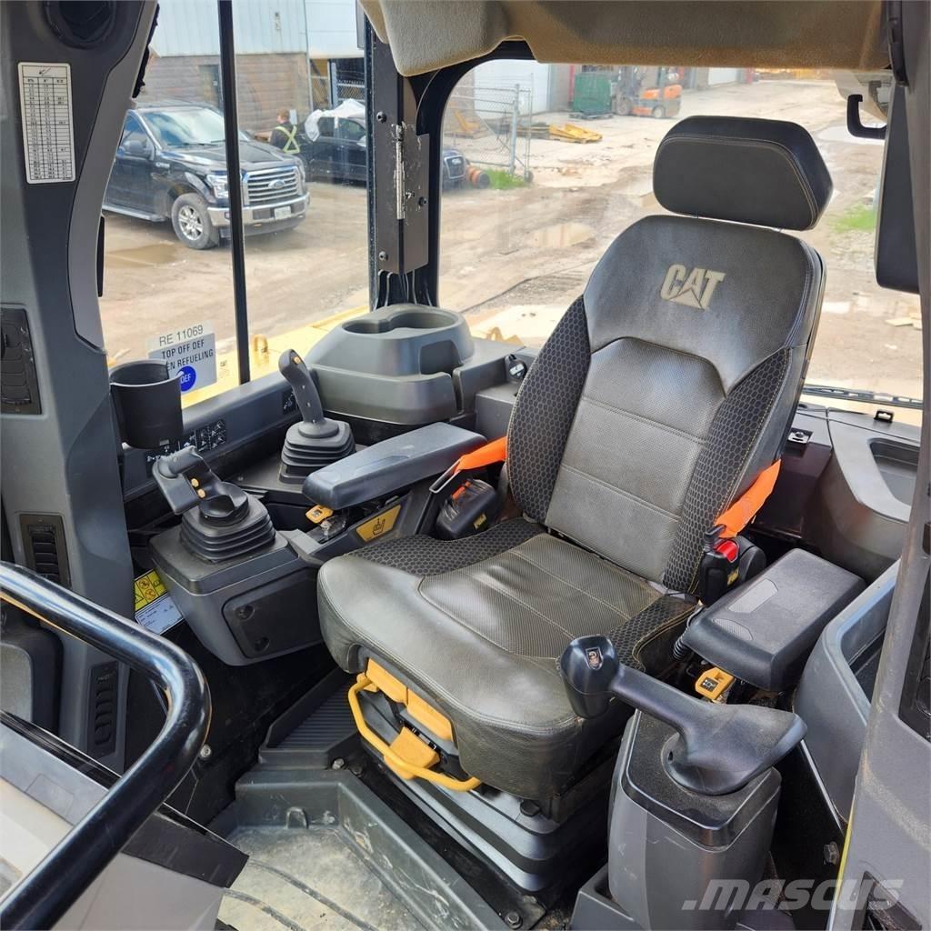 CAT D6 LGP Pásové dozéry