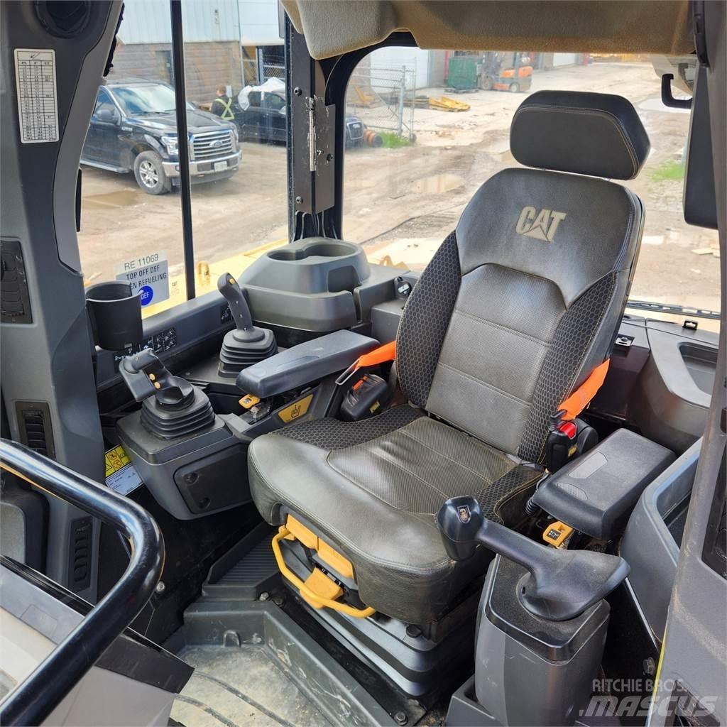 CAT D6 LGP VP Pásové dozéry