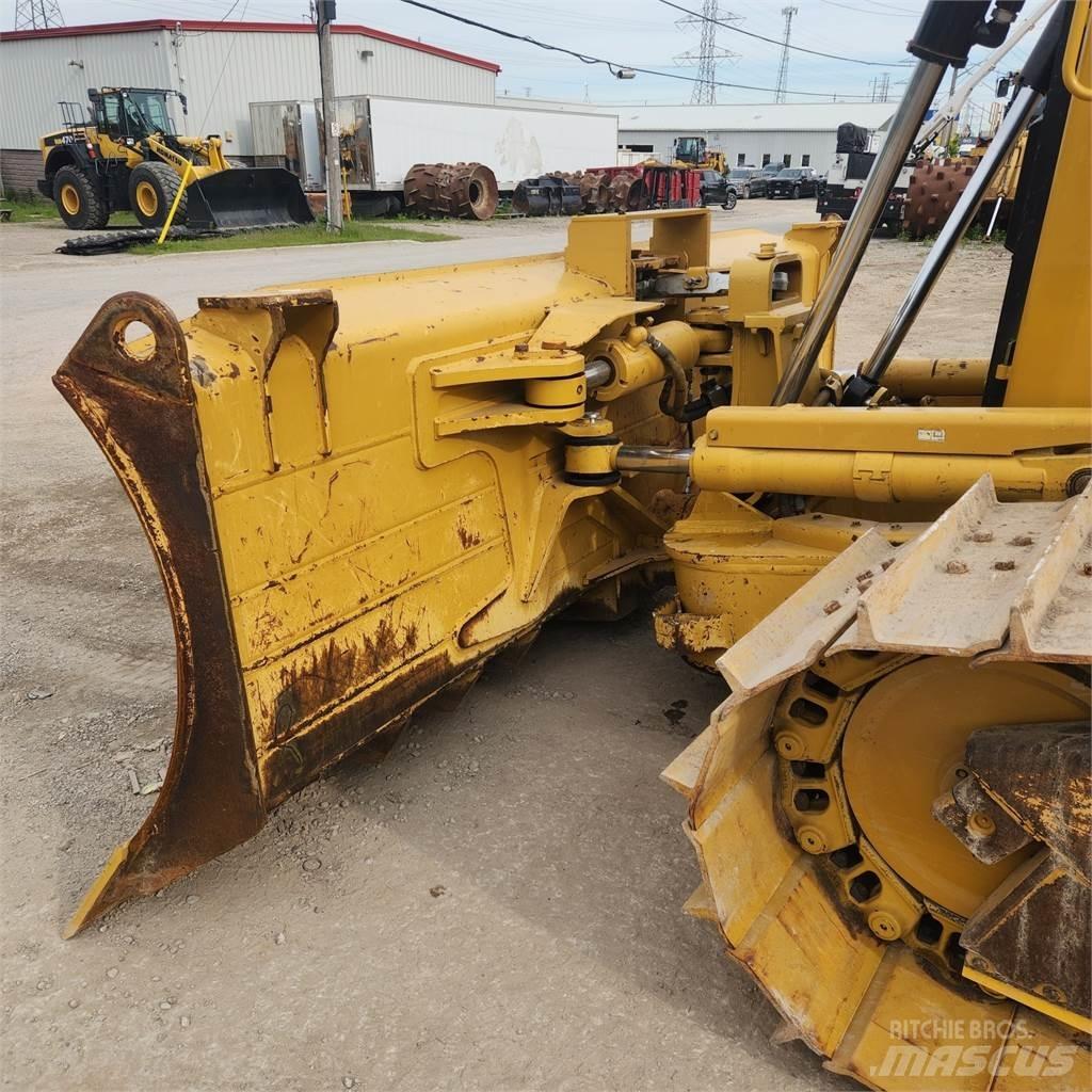 CAT D6T LGP Pásové dozéry