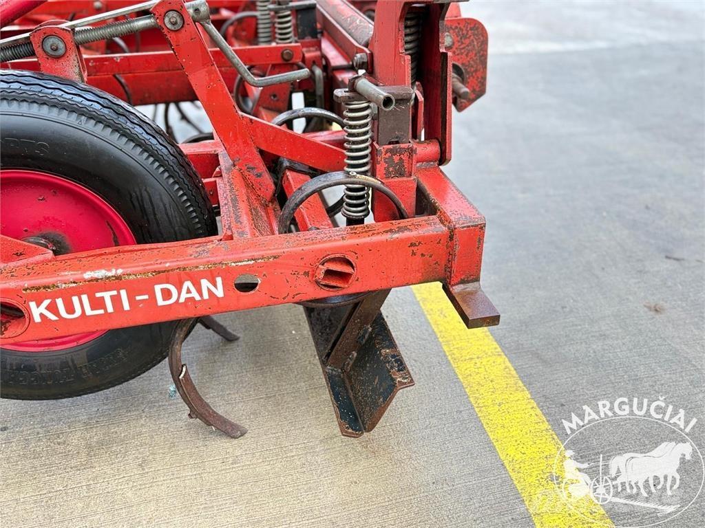 Doublet-Record 4,5 m Ďalšie poľnohospodárske stroje