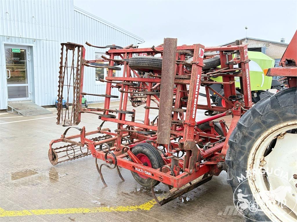 Doublet-Record 4,5 m Ďalšie poľnohospodárske stroje