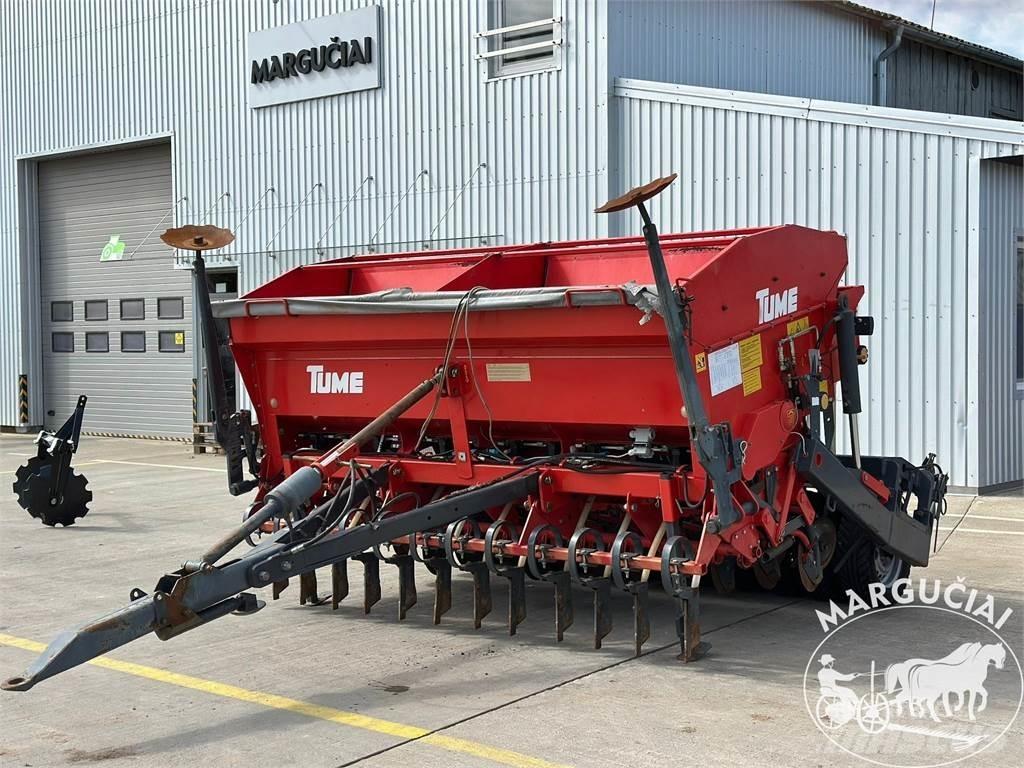Tume HKL 3000, 3 m. Ďalšie poľnohospodárske stroje