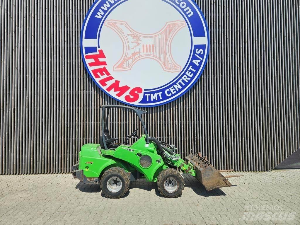 Avant 635 OPTIDRIVE Mininakladače