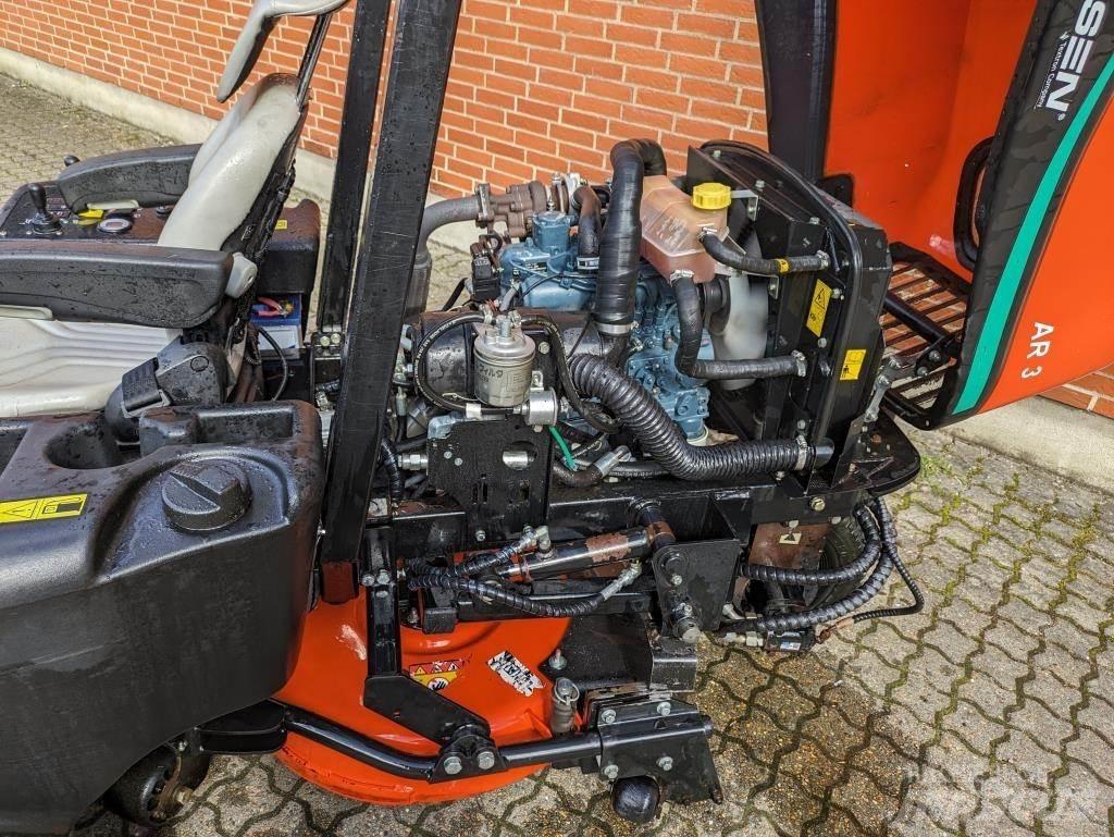 Jacobsen AR-3 Samochodné kosačky