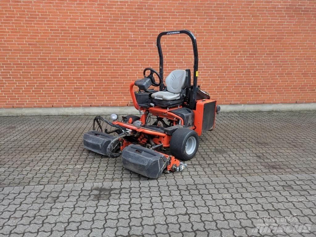 Jacobsen GP 400 Samochodné kosačky