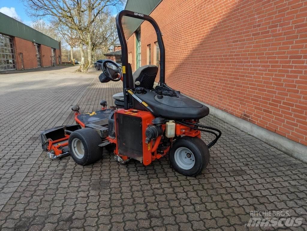 Jacobsen GP 400 Samochodné kosačky