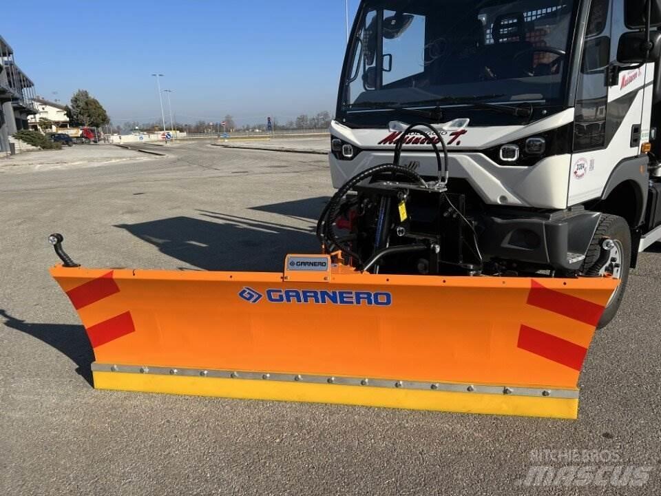 Aebi MT760 Snežné pluhy, predné snežné radlice